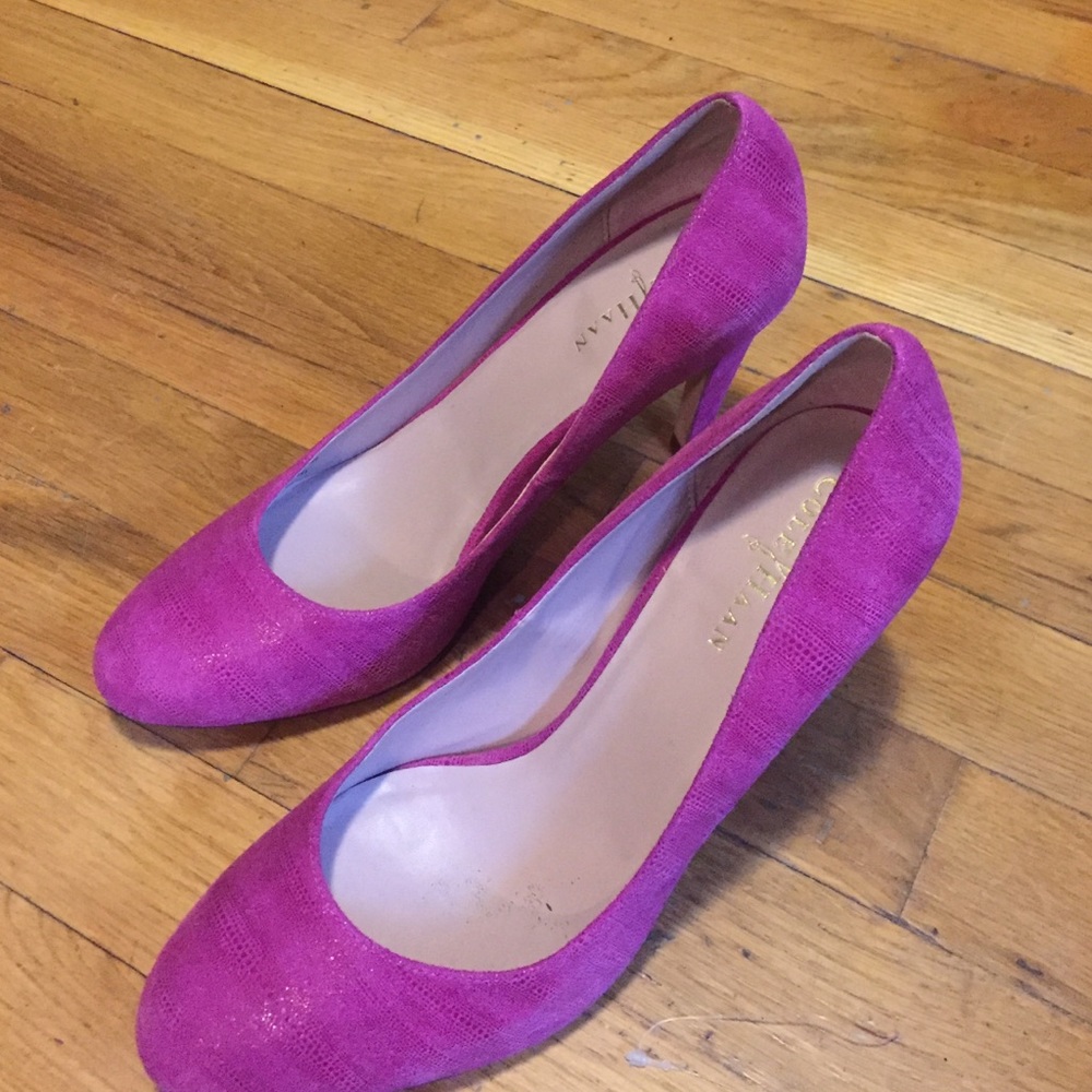 Like new! Cole haan airnike magenta heels